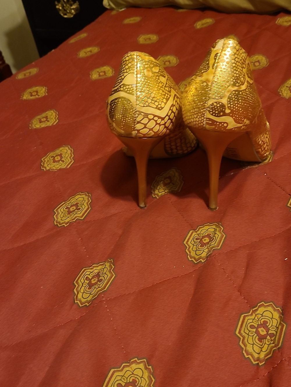Shoes - Picture 3 of 4